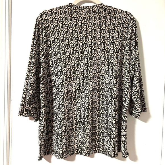 Vince Camuto 1X geometric stretch high neck fine knit 3/4 sleeve top - Picture 4 of 5